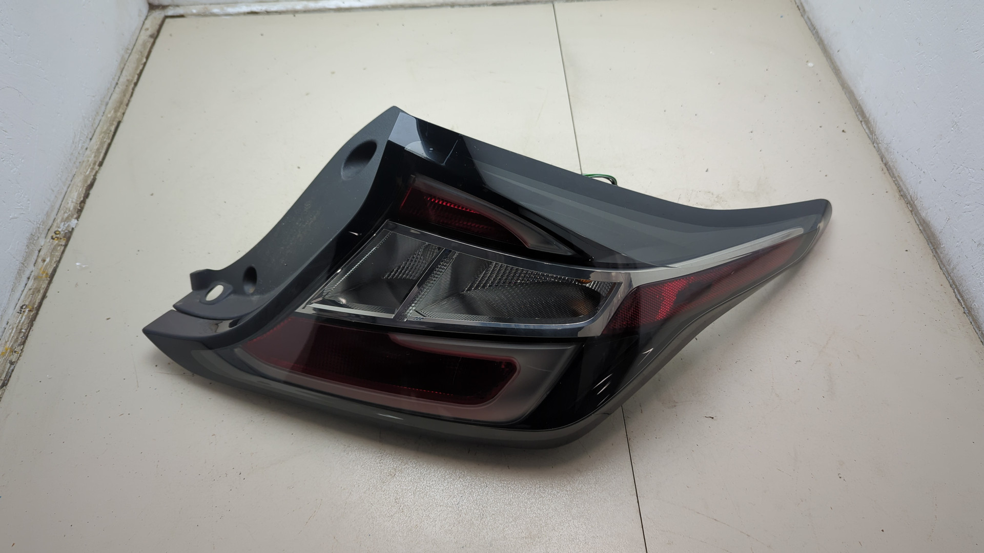 Фонарь задний правый