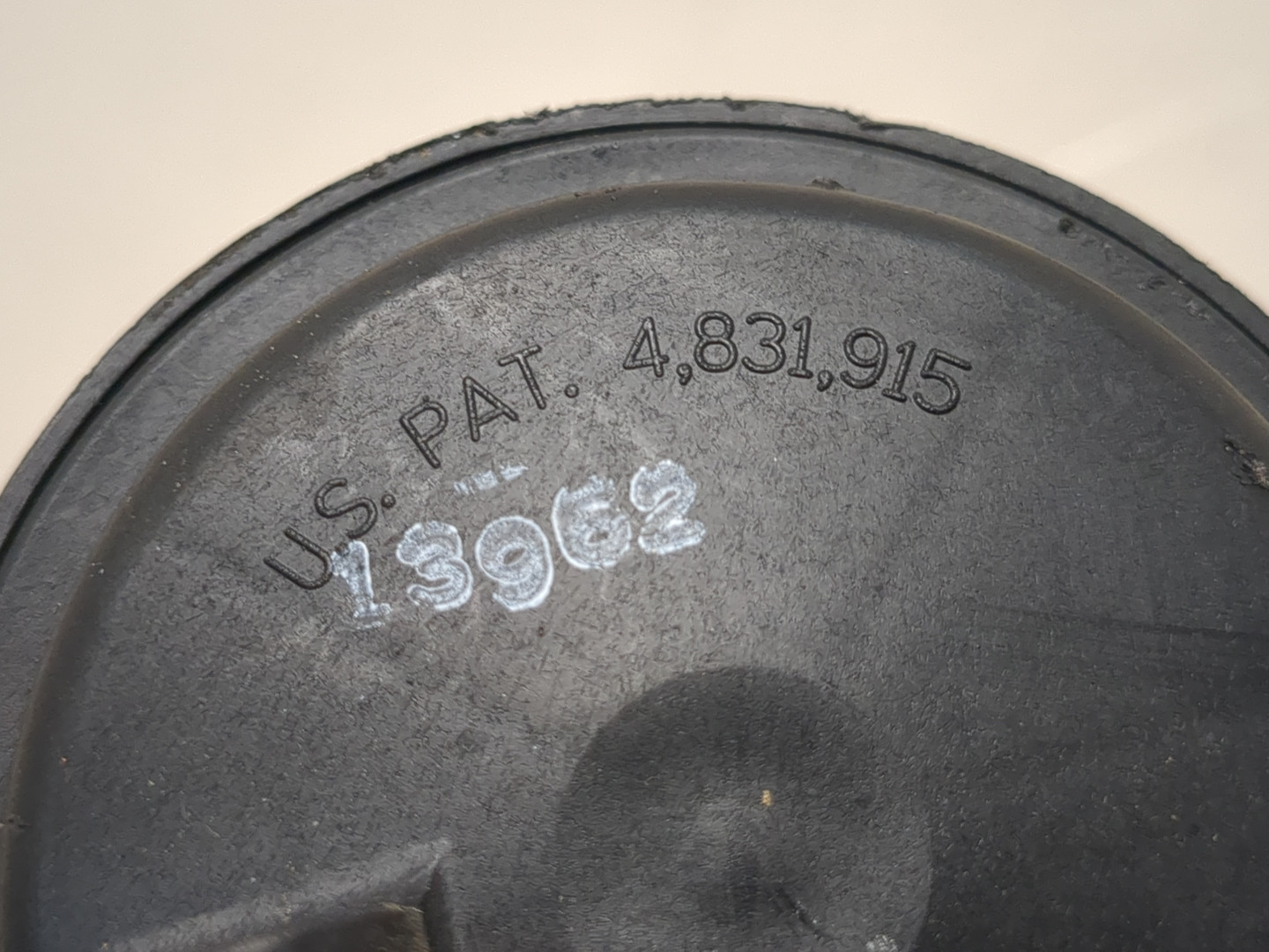 Клапан электромагнитный