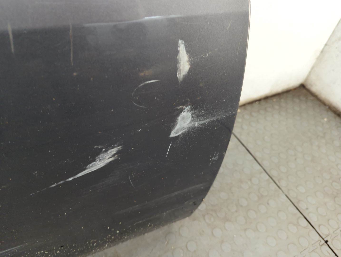 Дверь задняя правая