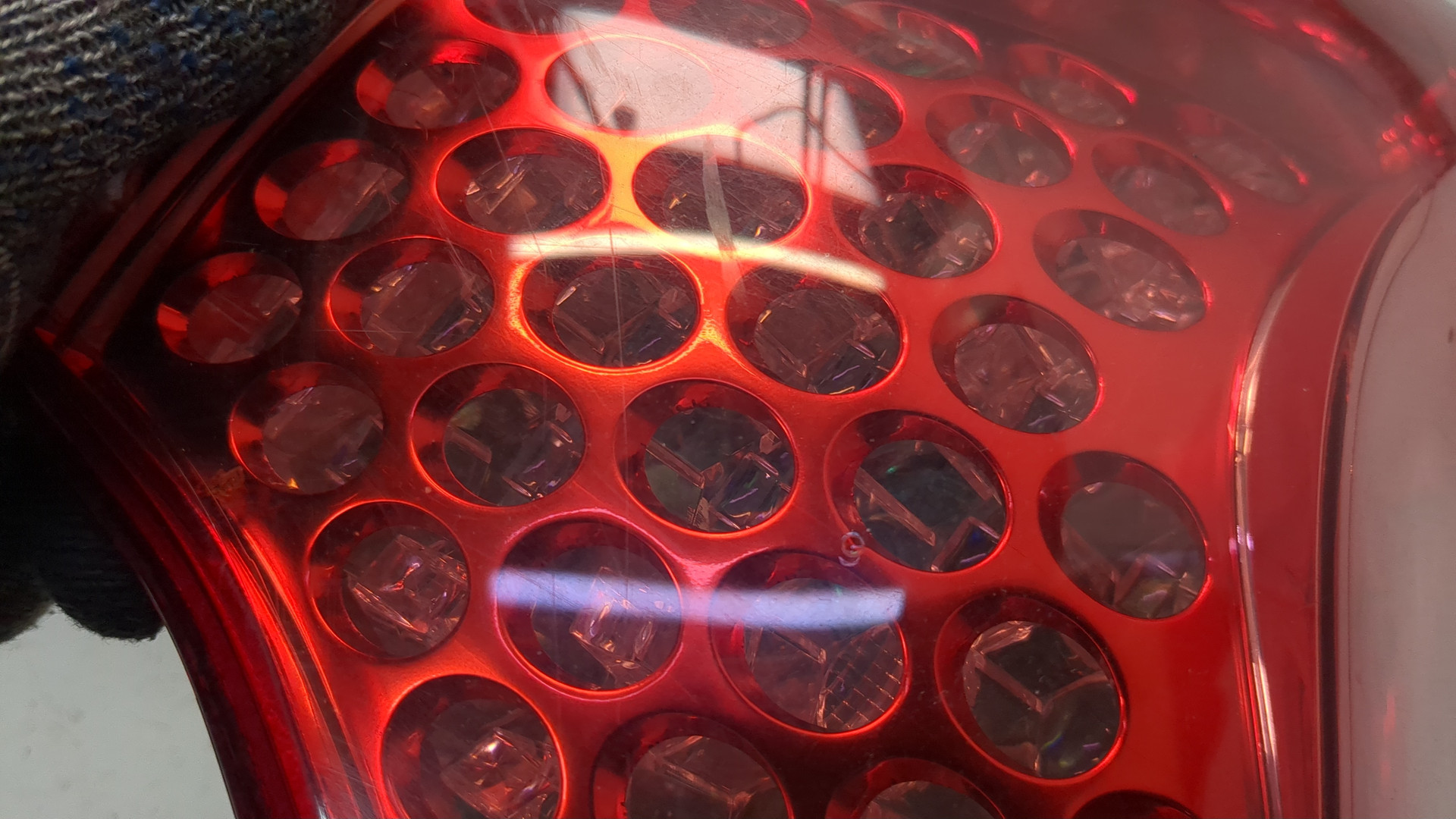 Фонарь задний правый