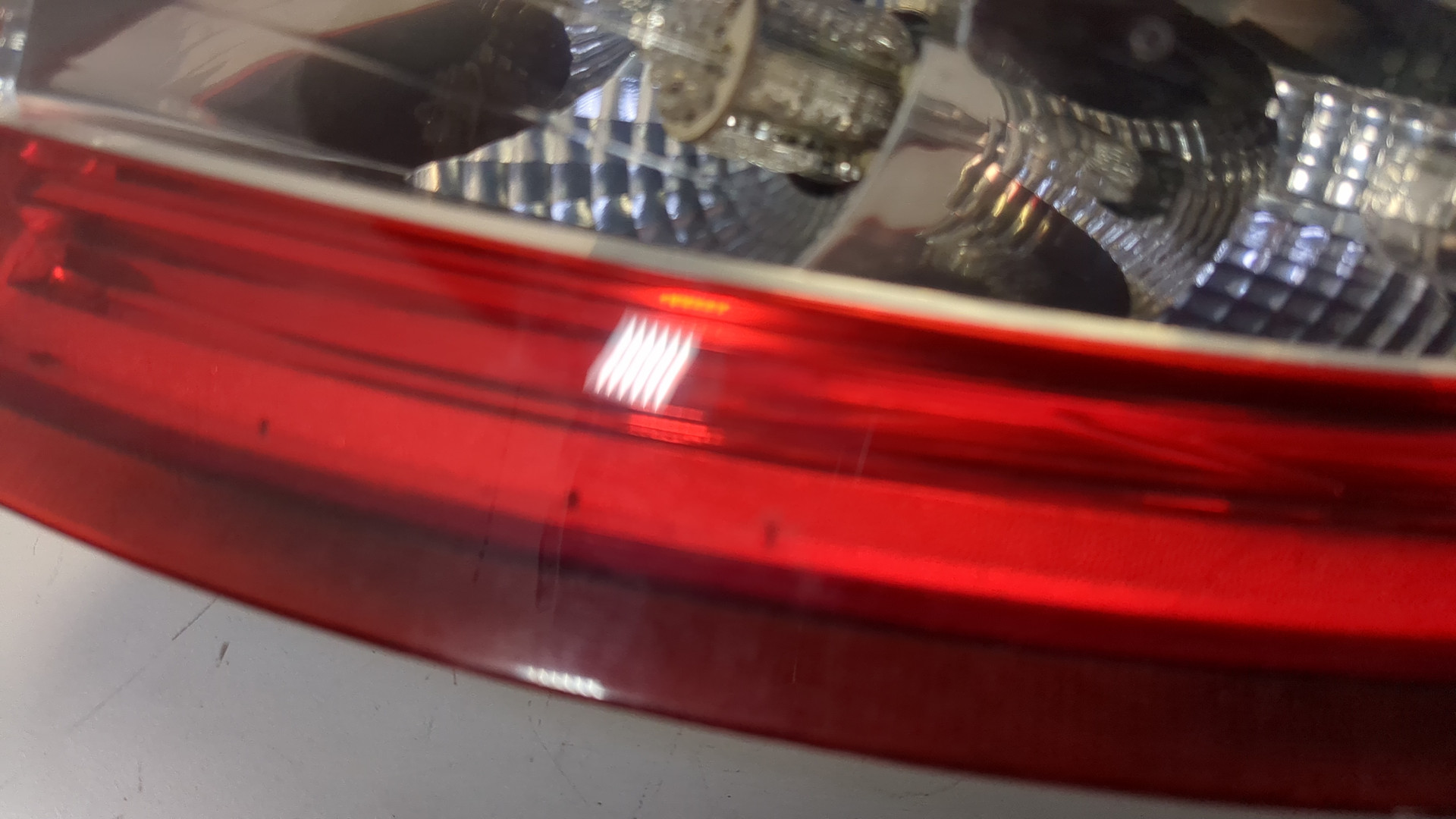 Фонарь задний правый