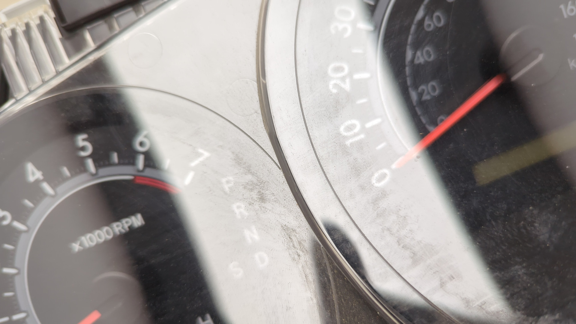 Панель приборов