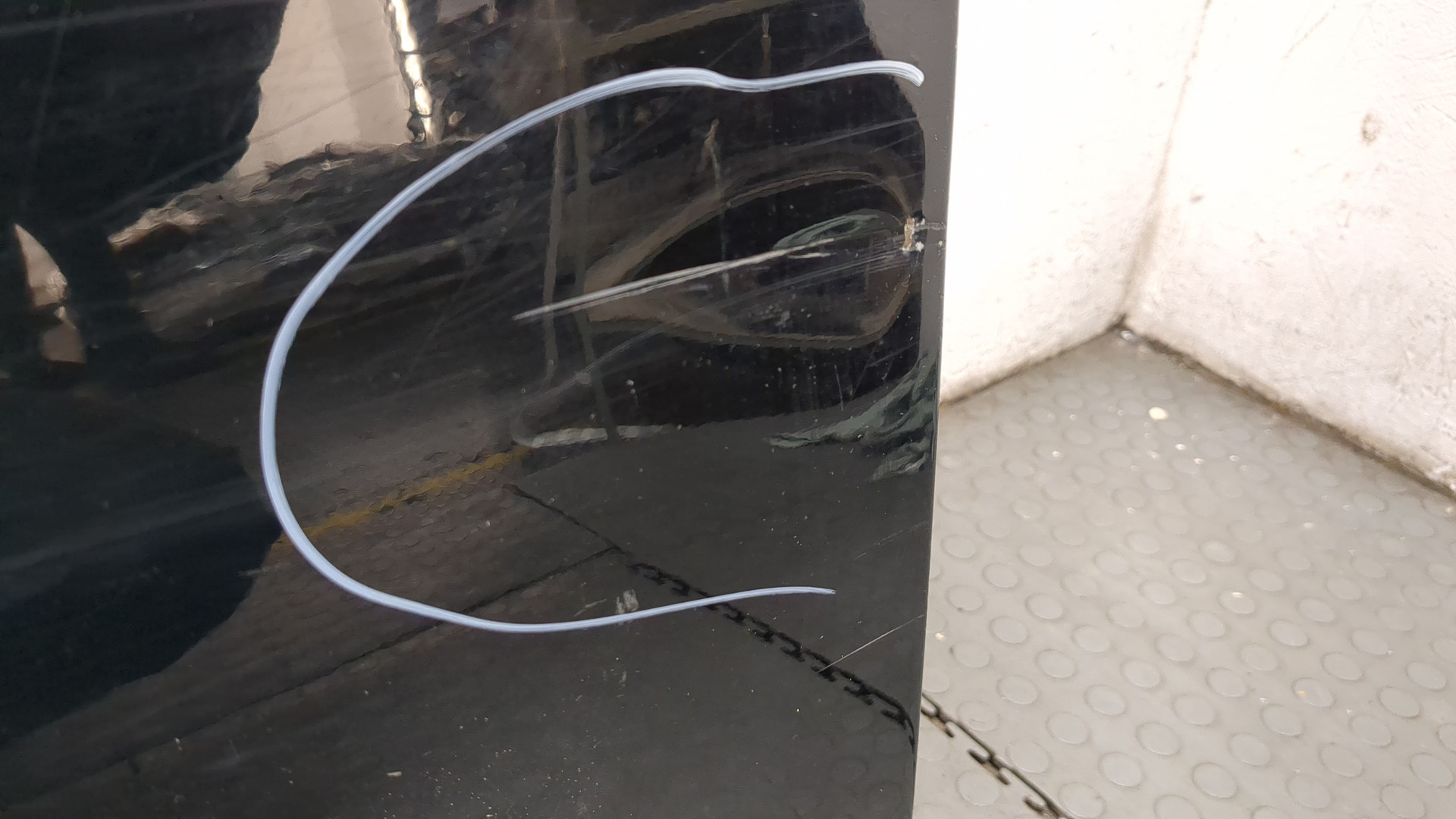 Дверь передняя левая