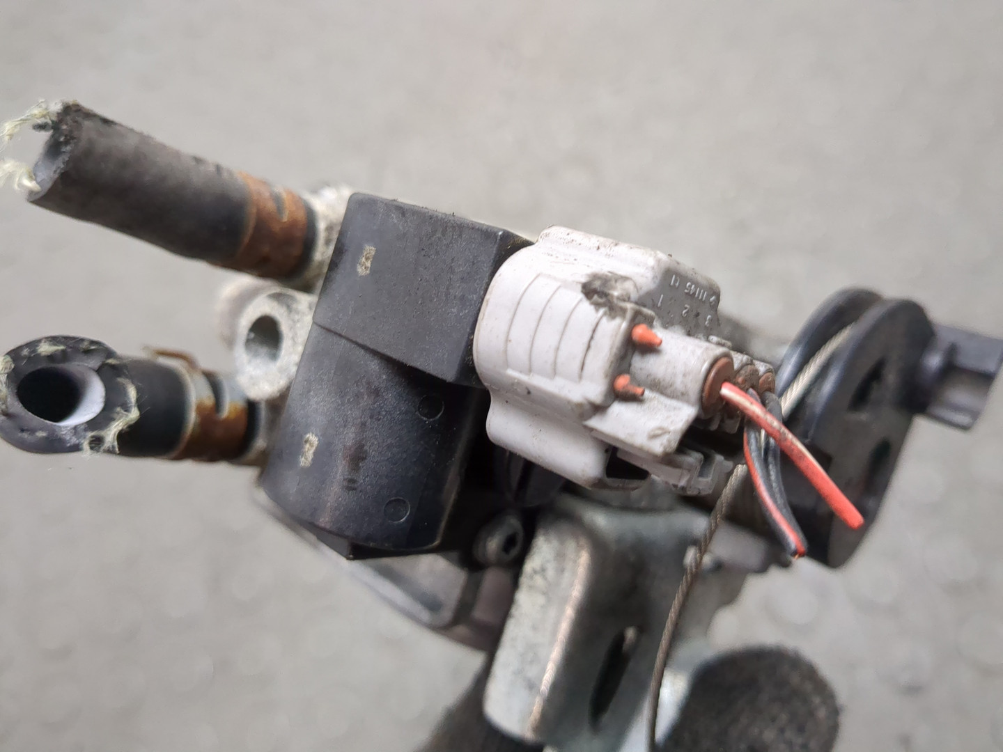 Заслонка дроссельная электрическая