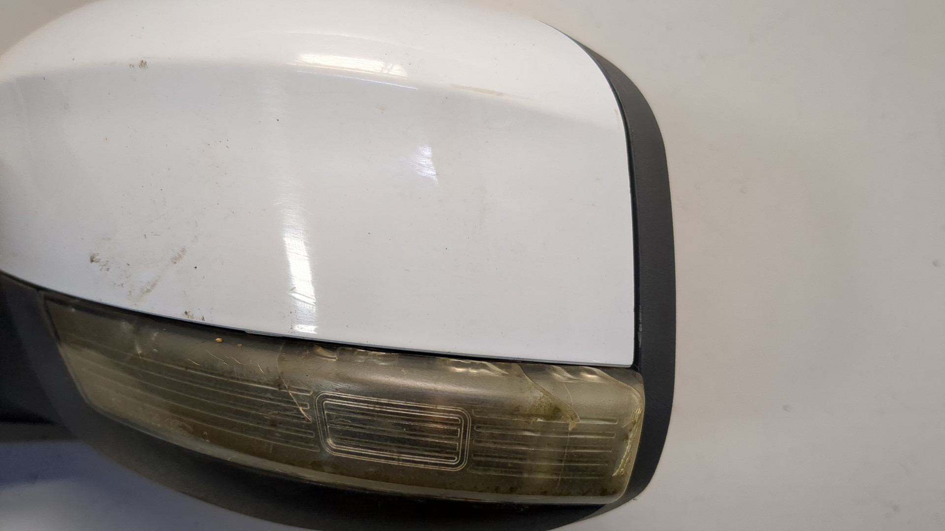 Зеркало левое электрическое