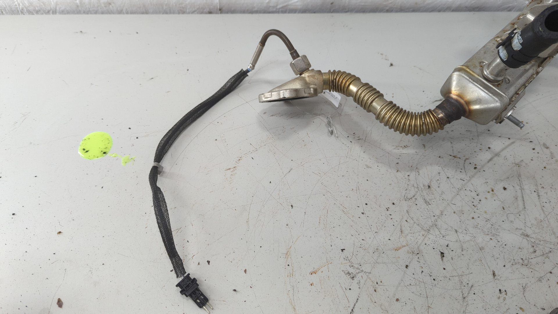 Тройник вентиляции картерных газов