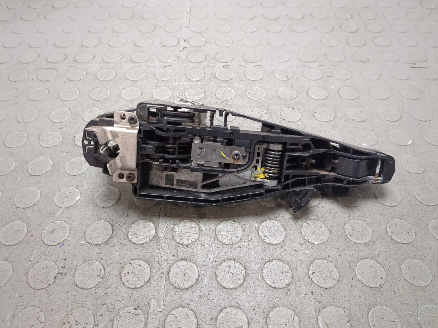 Ручка двери наружная