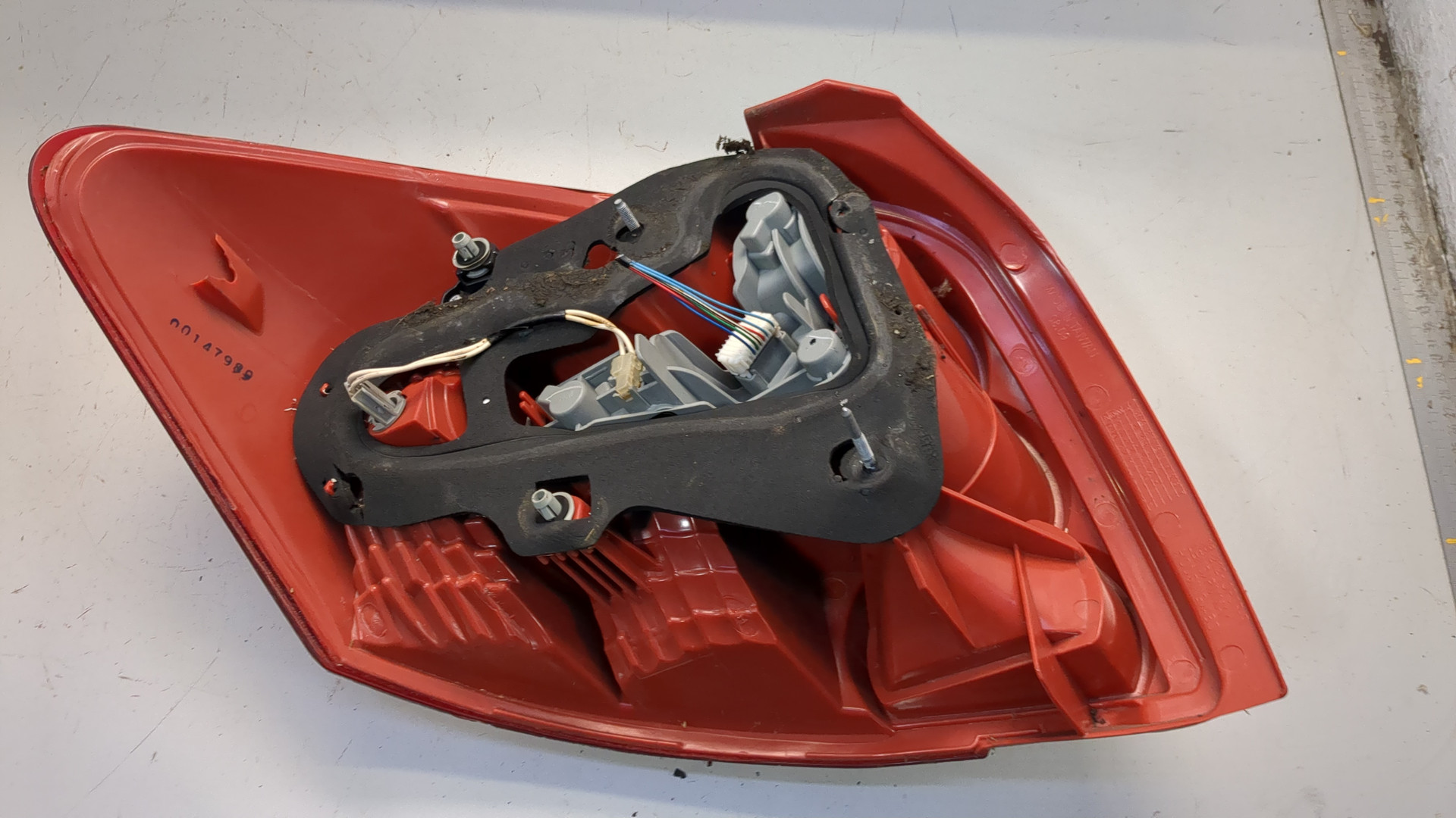 Фонарь задний правый