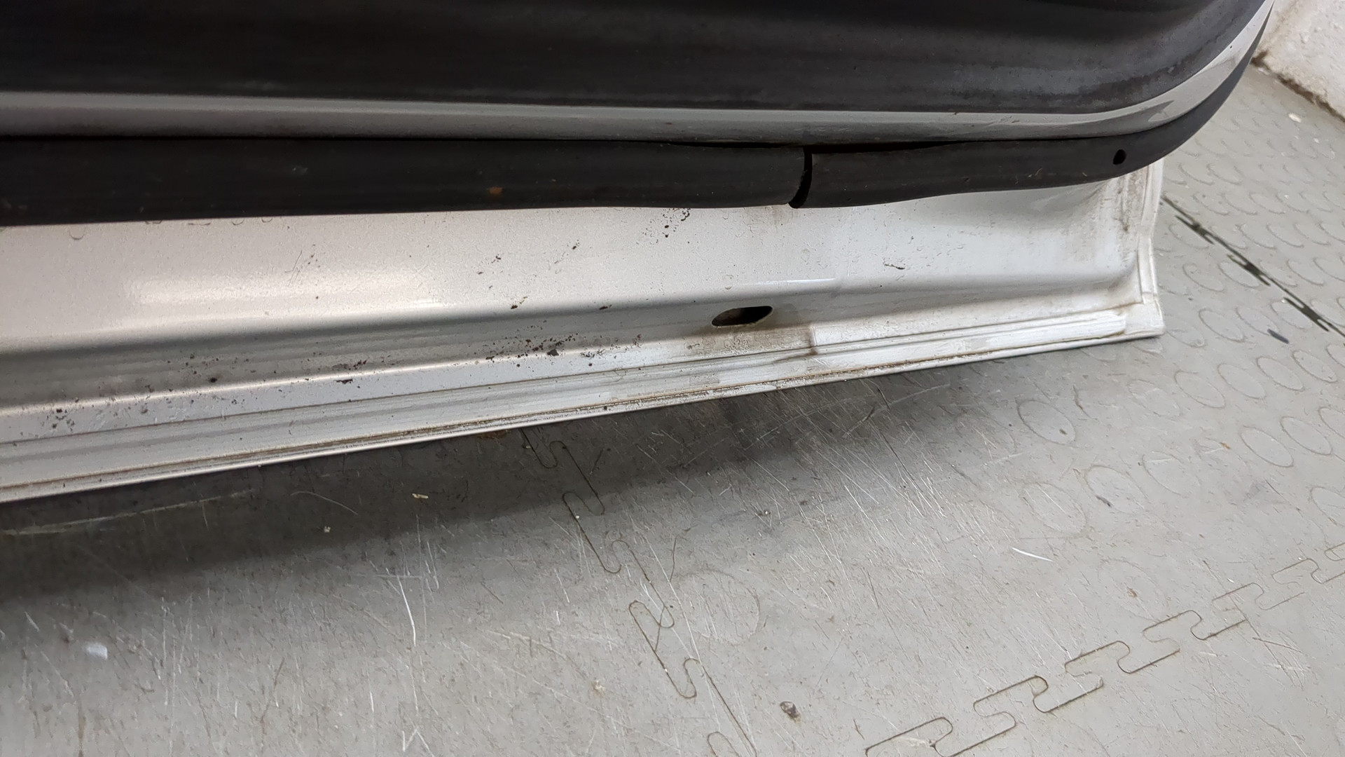 Дверь передняя левая