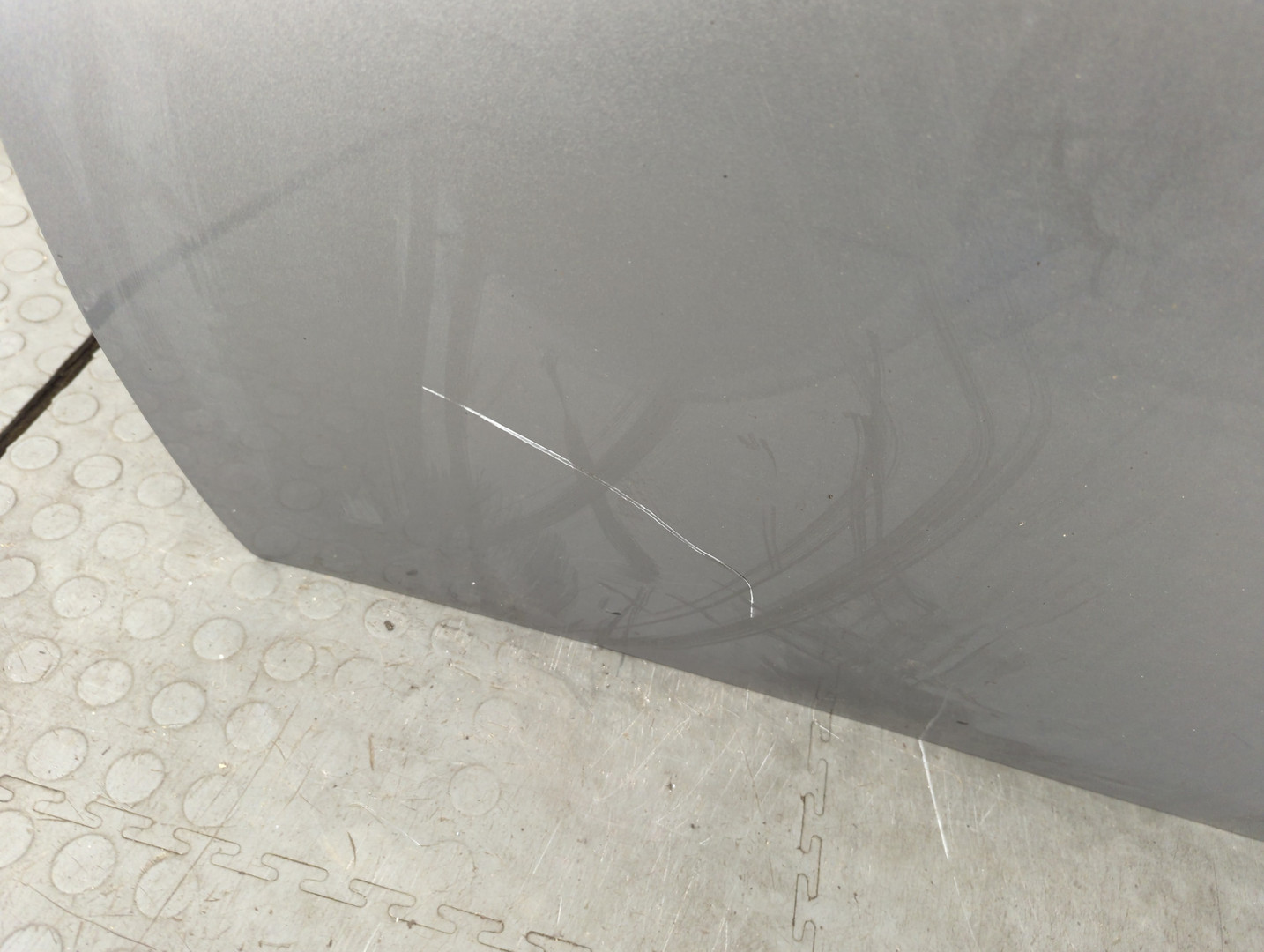 Дверь передняя левая