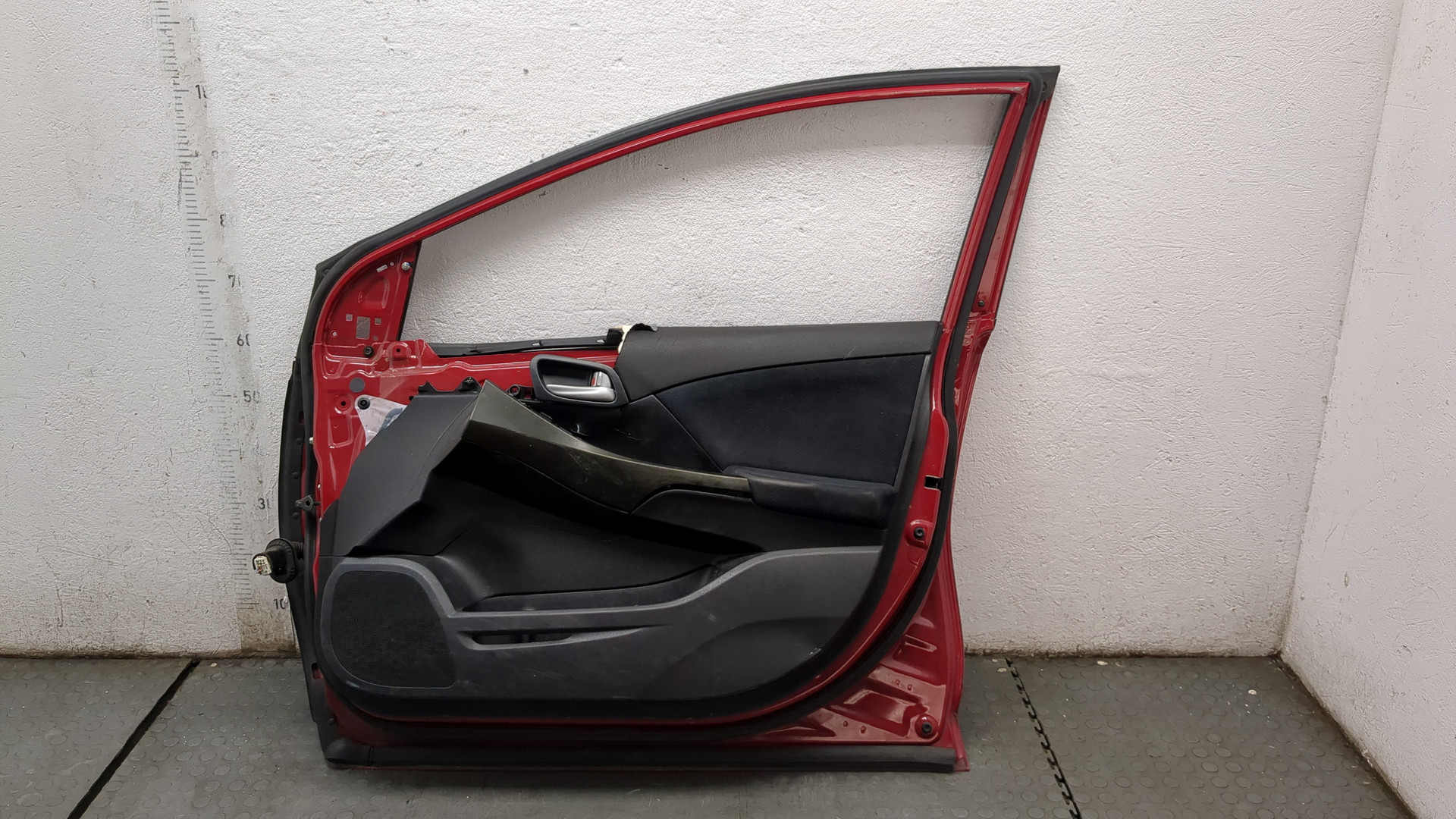 Дверь передняя правая