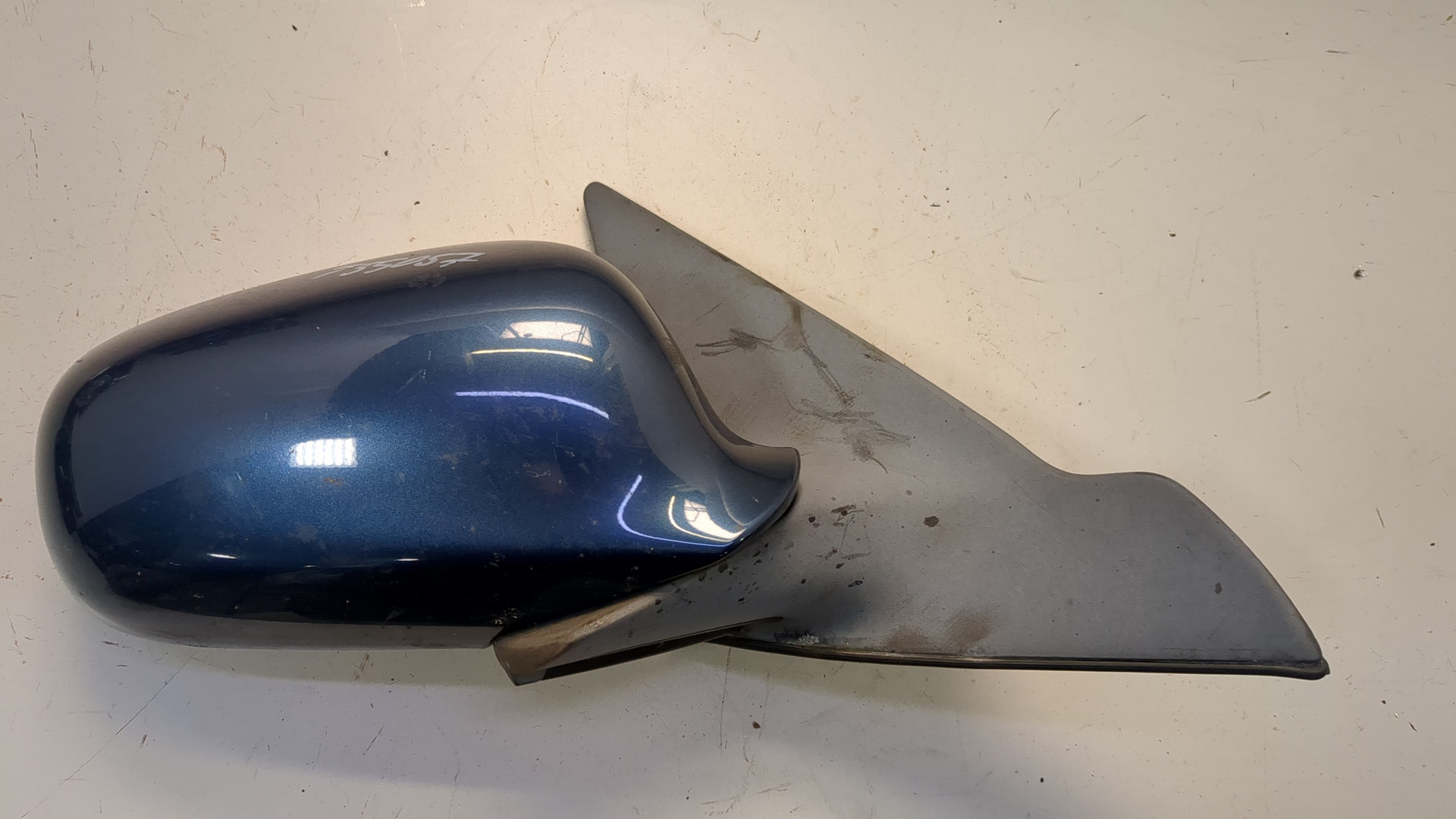 Зеркало правое электрическое