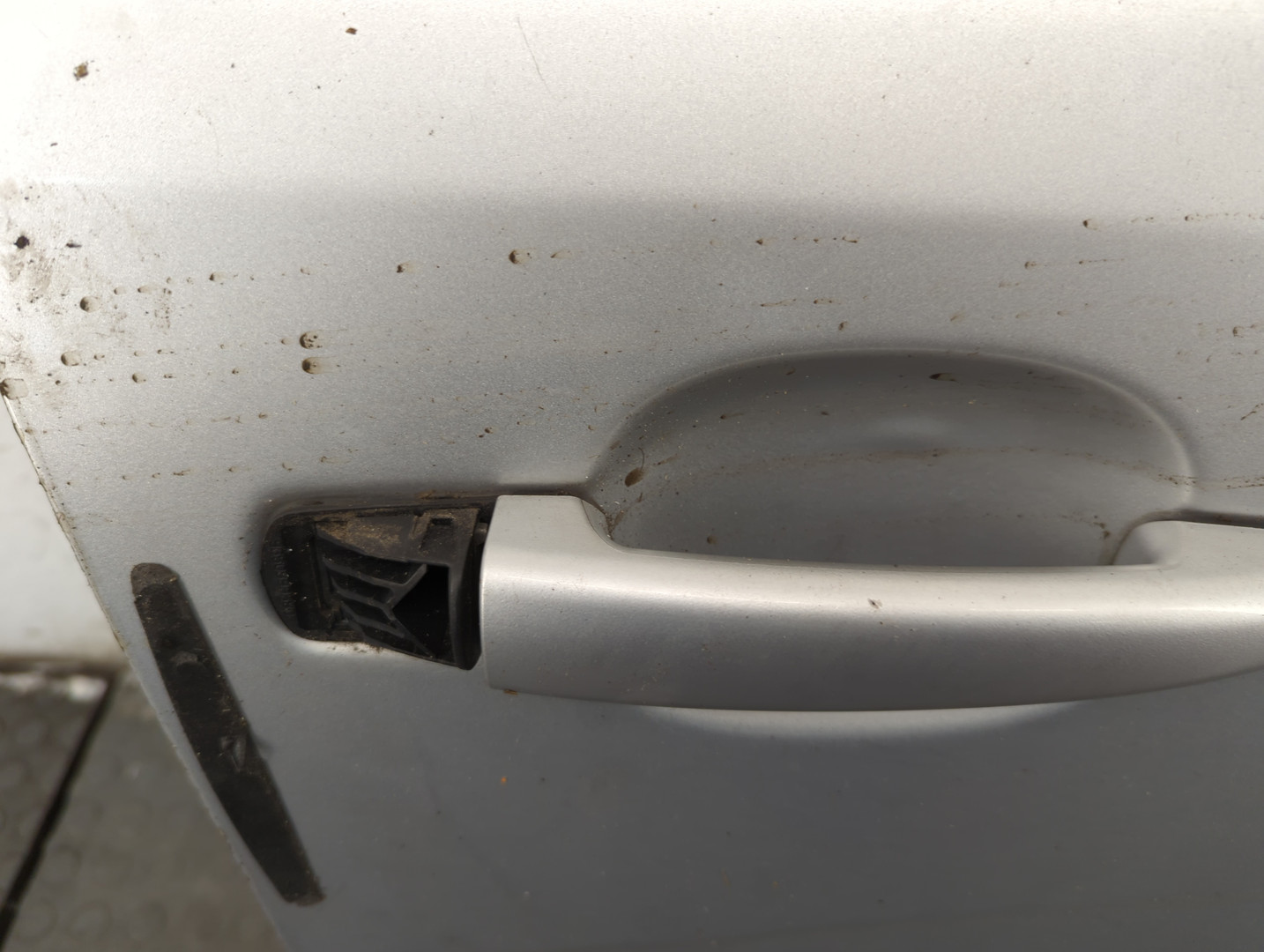 Дверь передняя правая