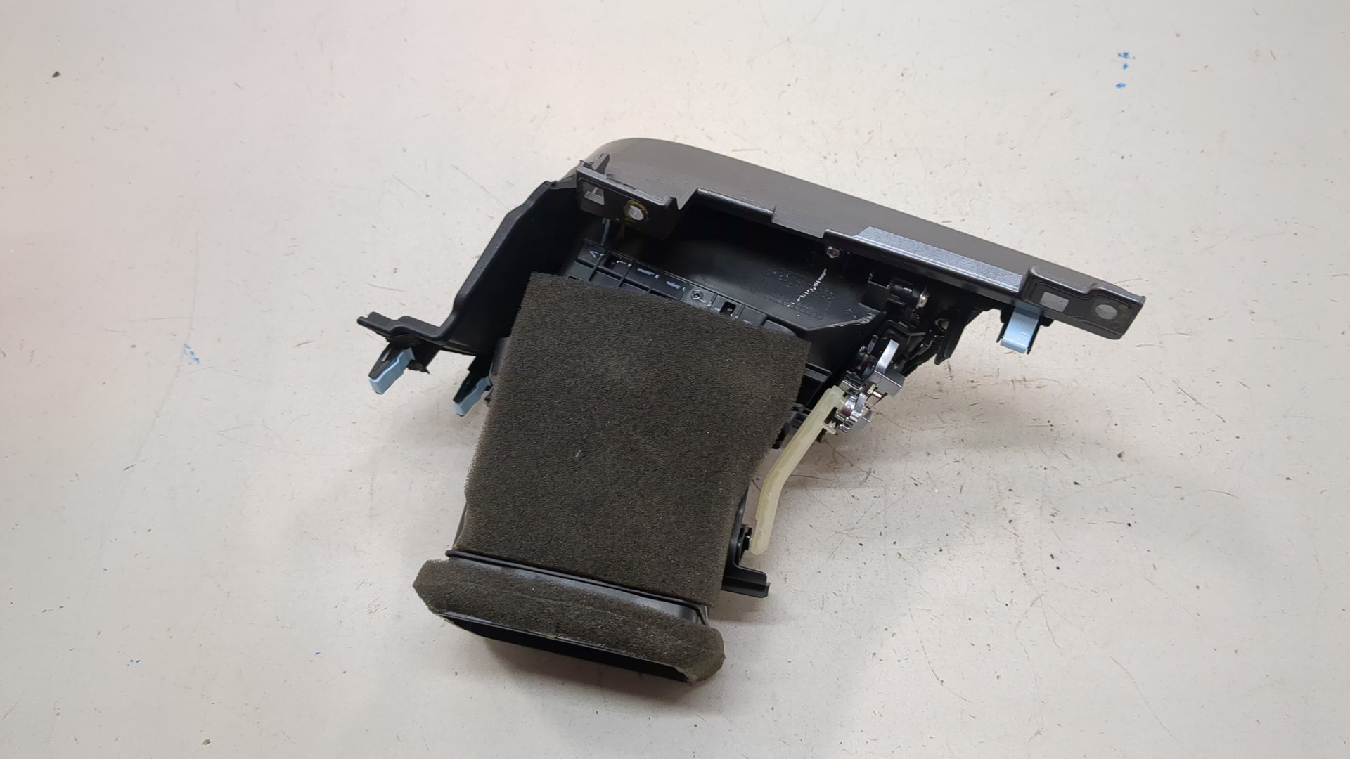 Дефлектор воздушный