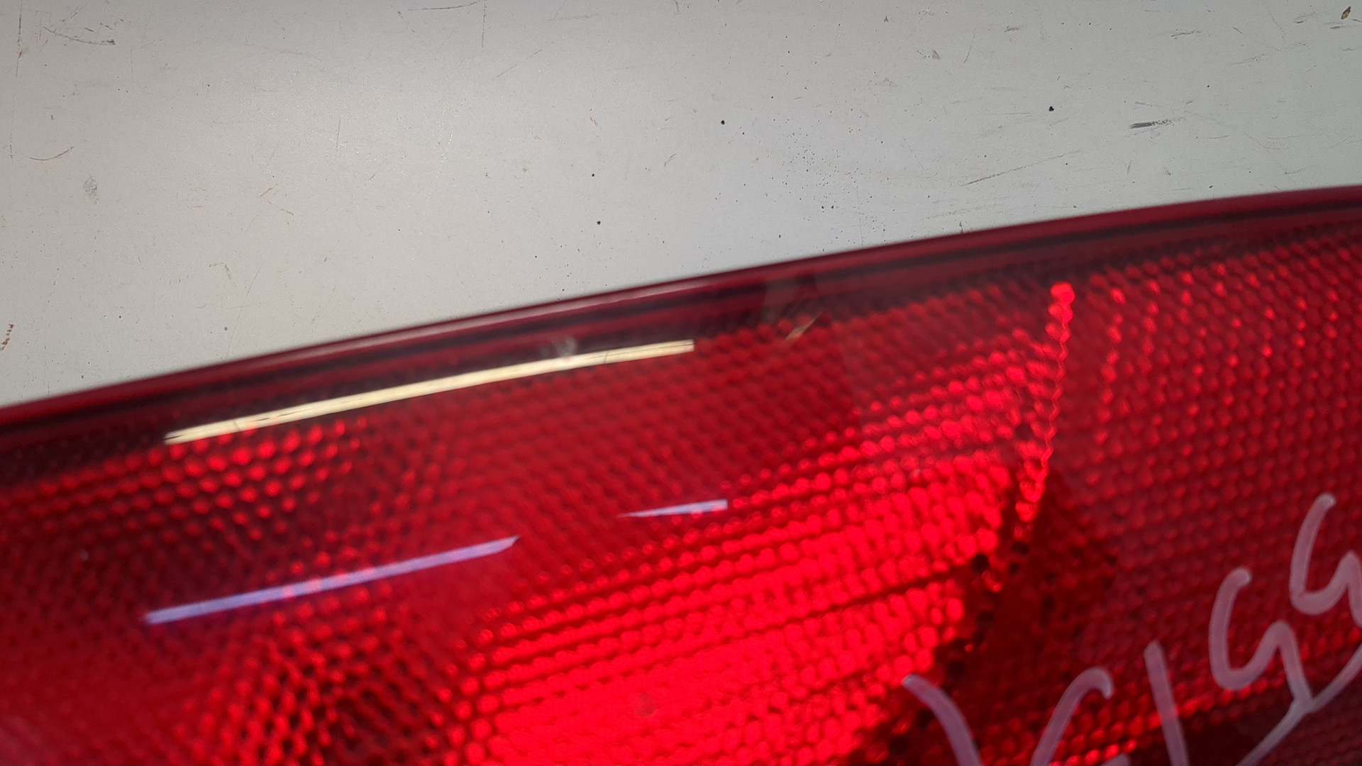 Фонарь задний правый