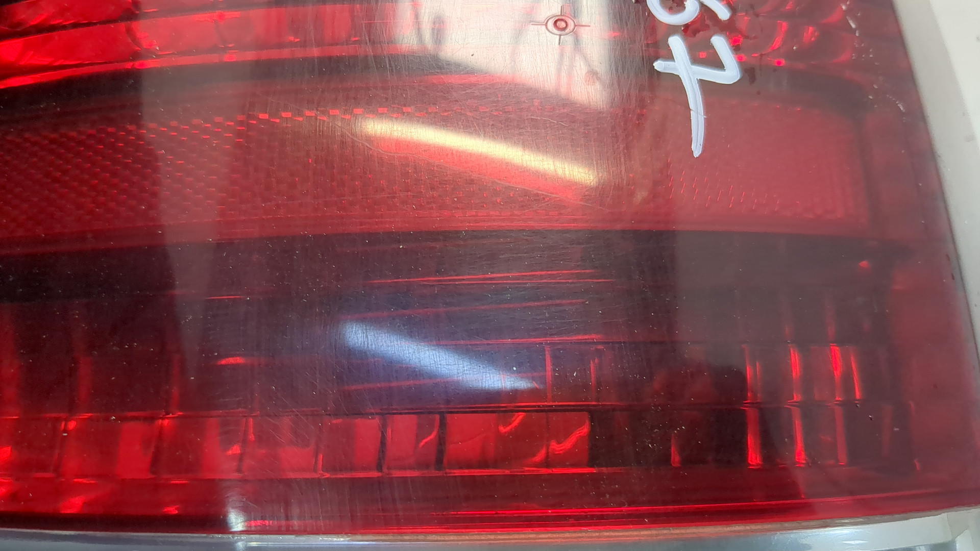 Фонарь задний правый