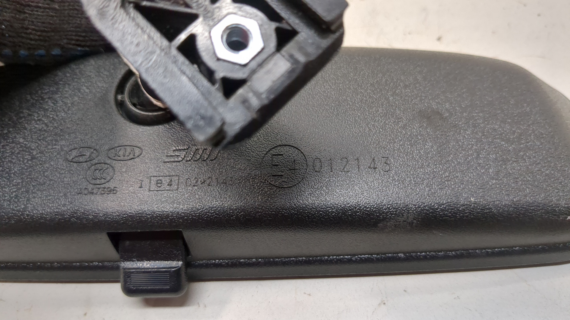 Зеркало заднего вида