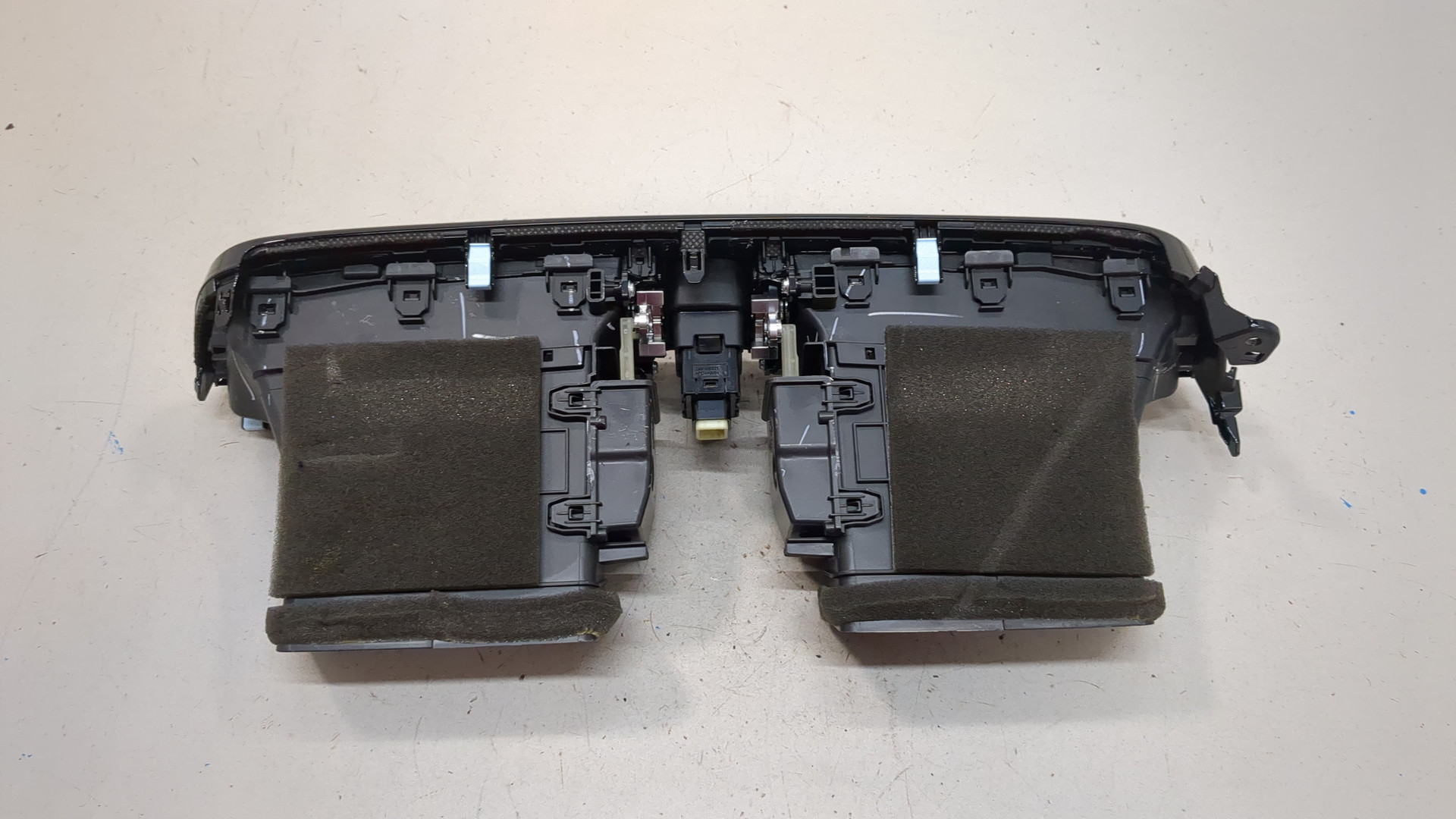 Дефлектор воздушный