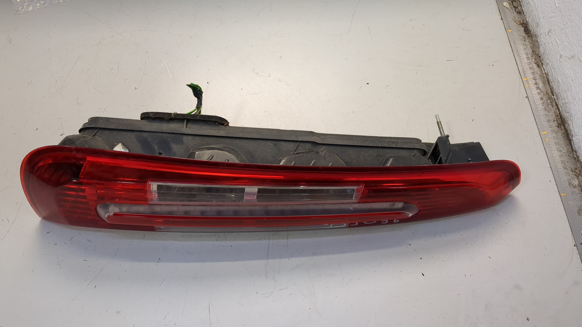 Фонарь задний левый