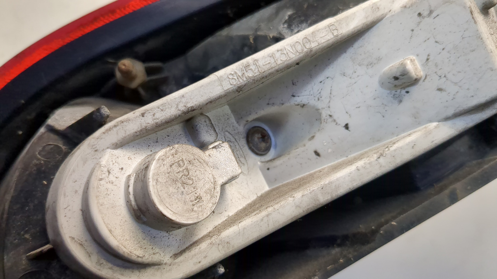 Фонарь задний правый