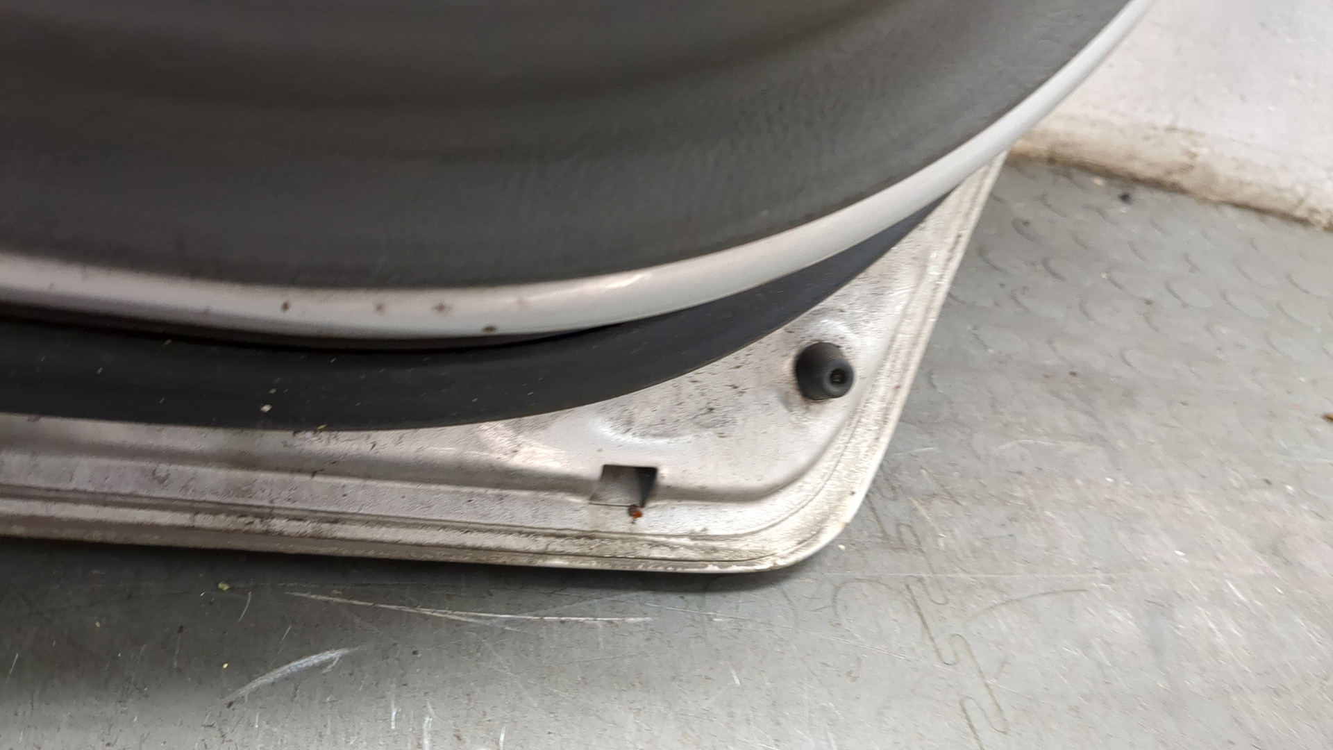 Дверь задняя правая