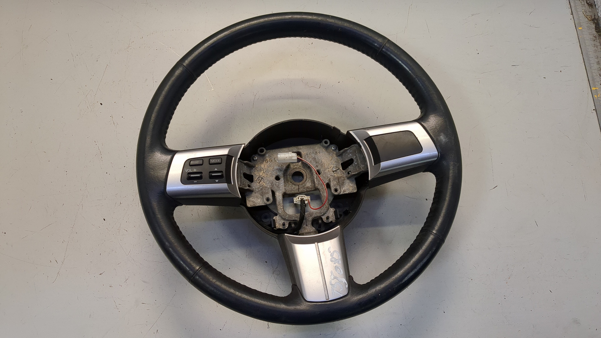 Рулевое колесо (руль)