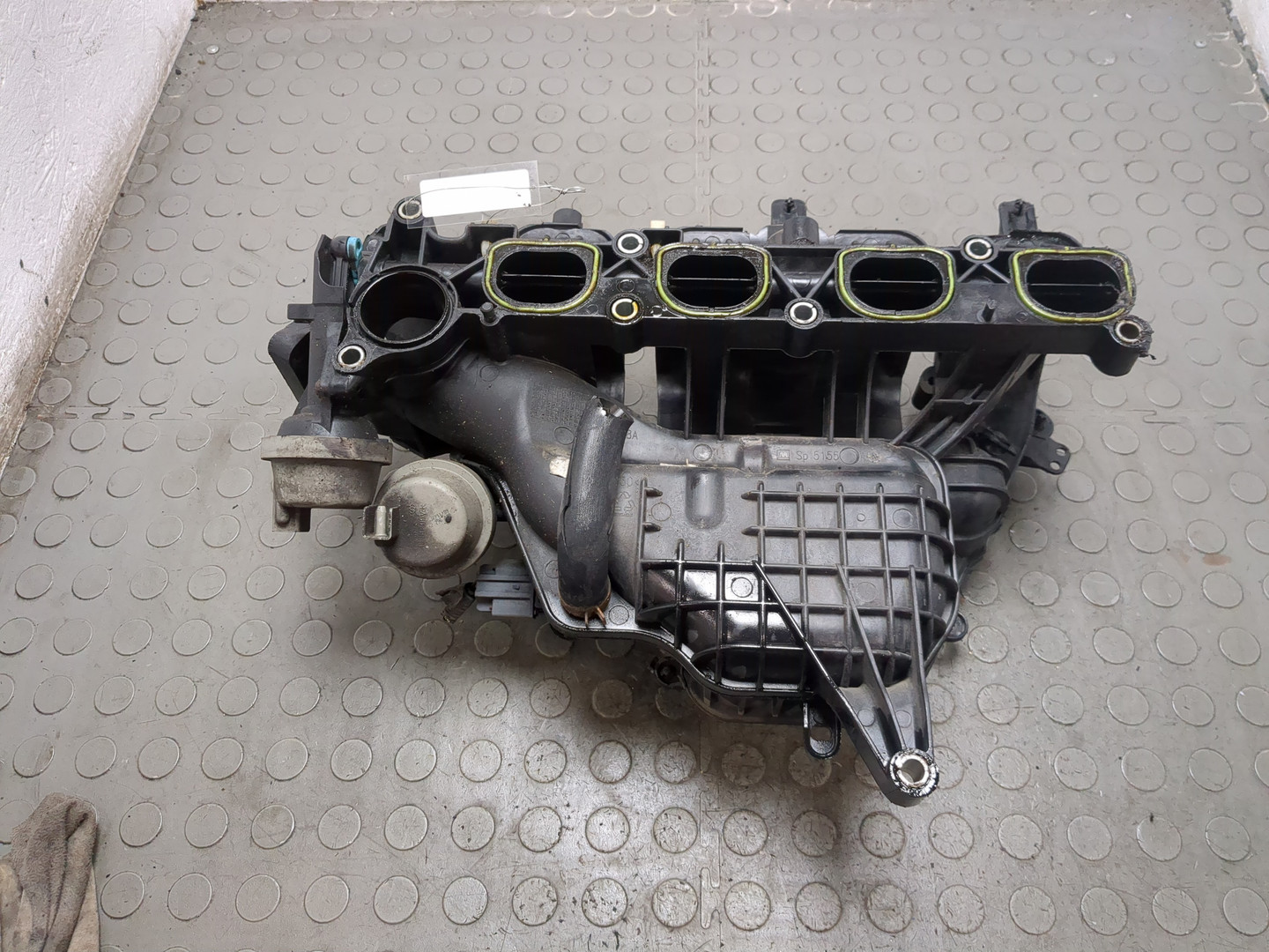 Коллектор впускной