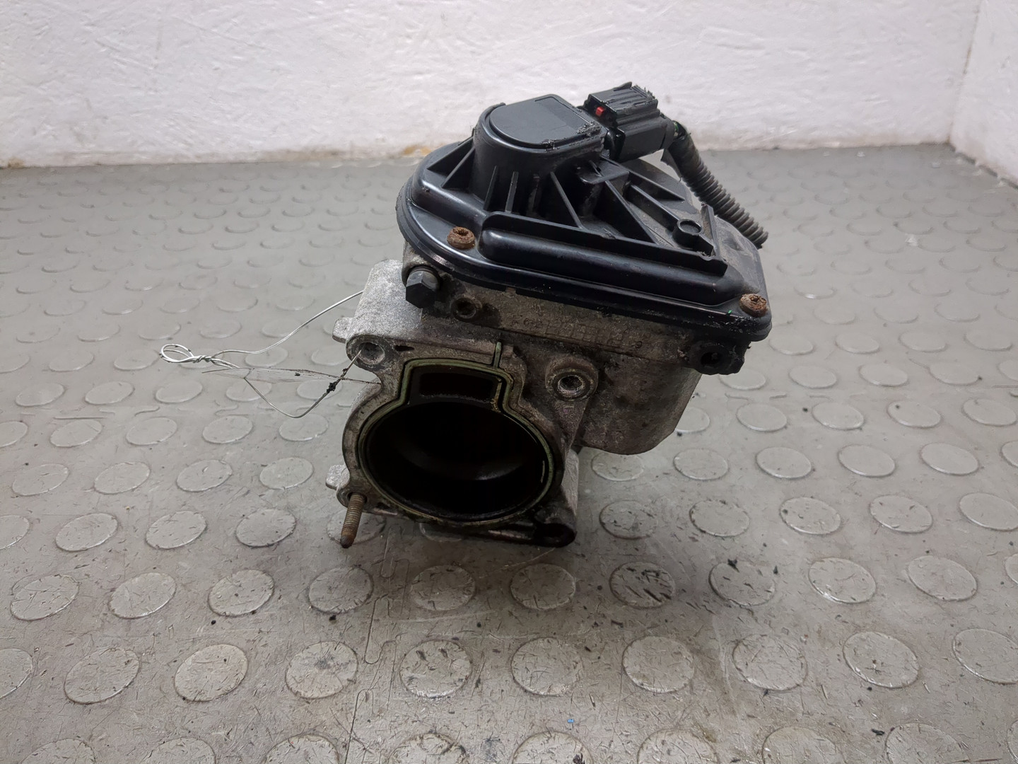 Заслонка дроссельная электрическая