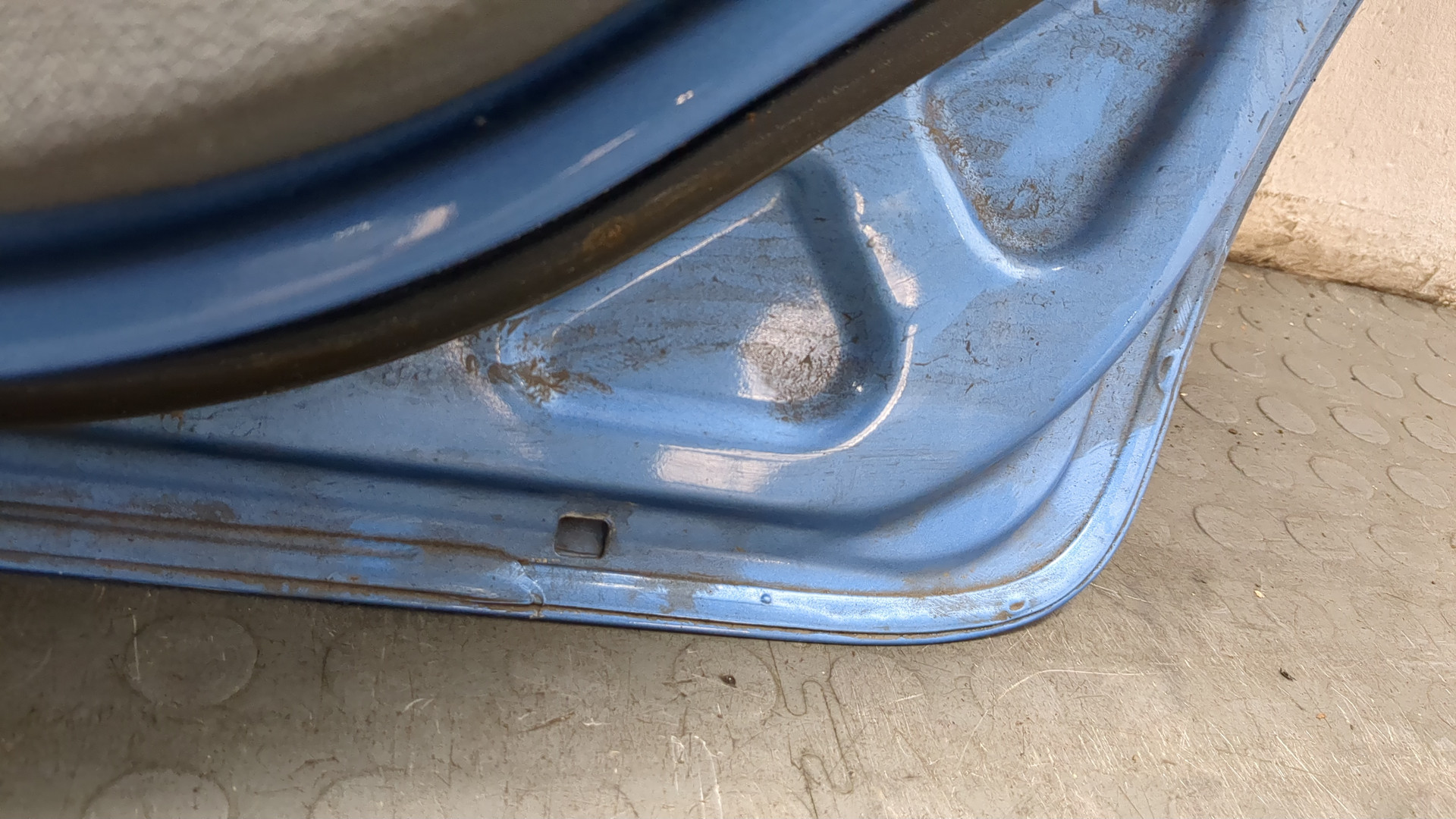 Дверь задняя правая