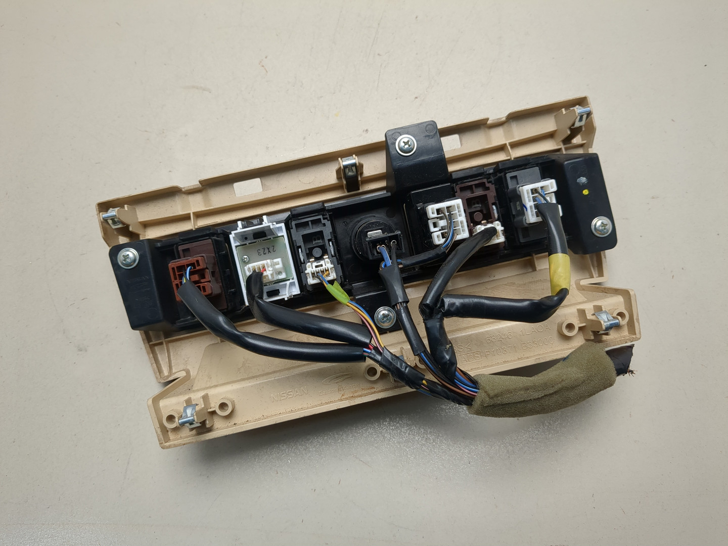 Кнопка обогрева сидений