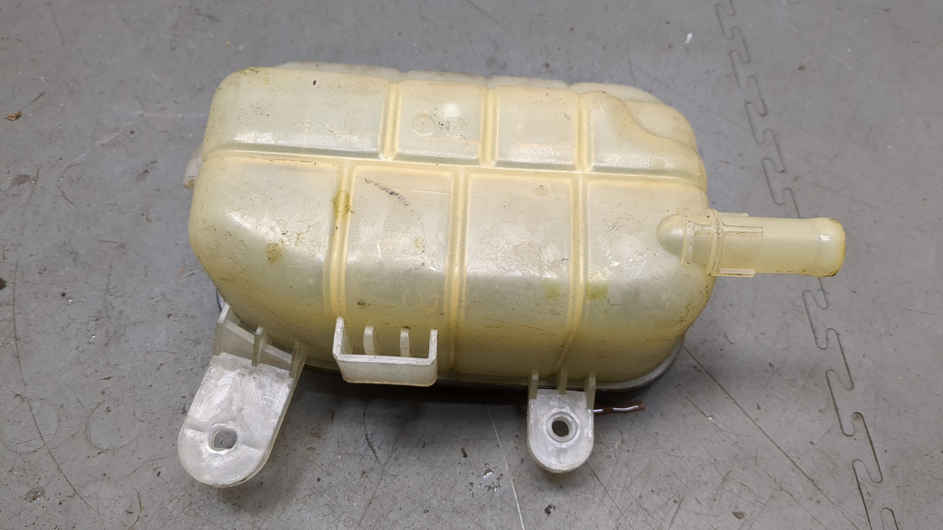 Бачок расширительный