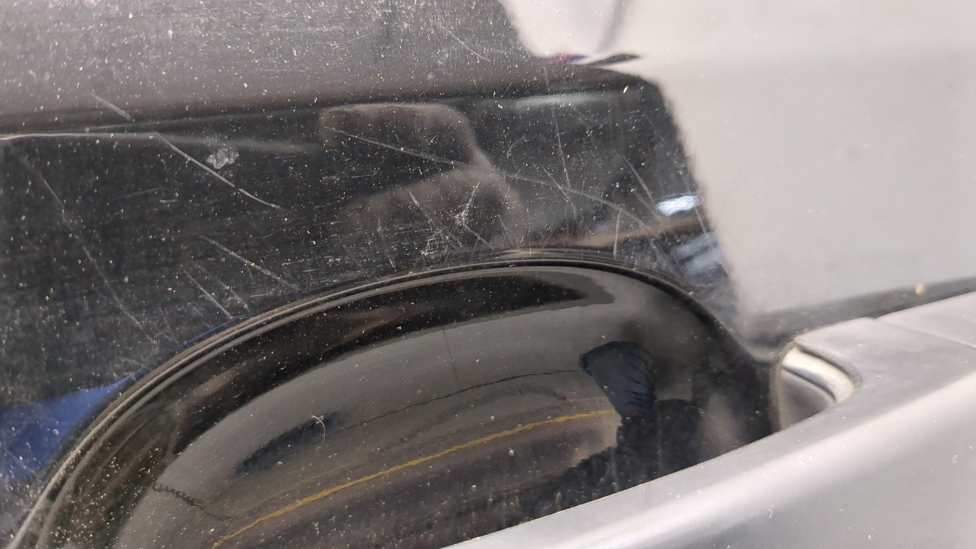 Дверь задняя левая