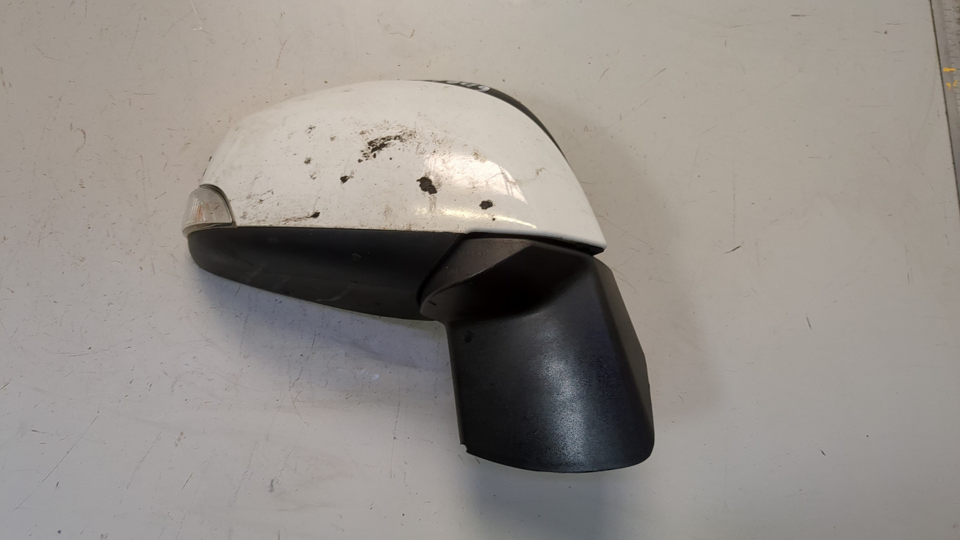 Зеркало правое электрическое