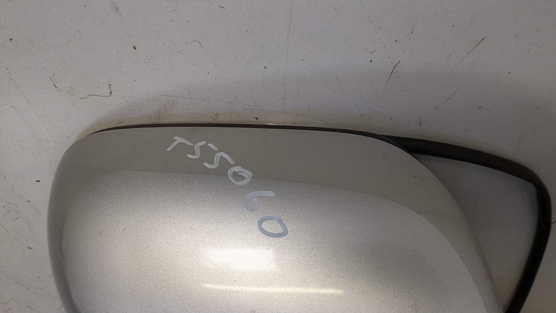 Зеркало правое электрическое