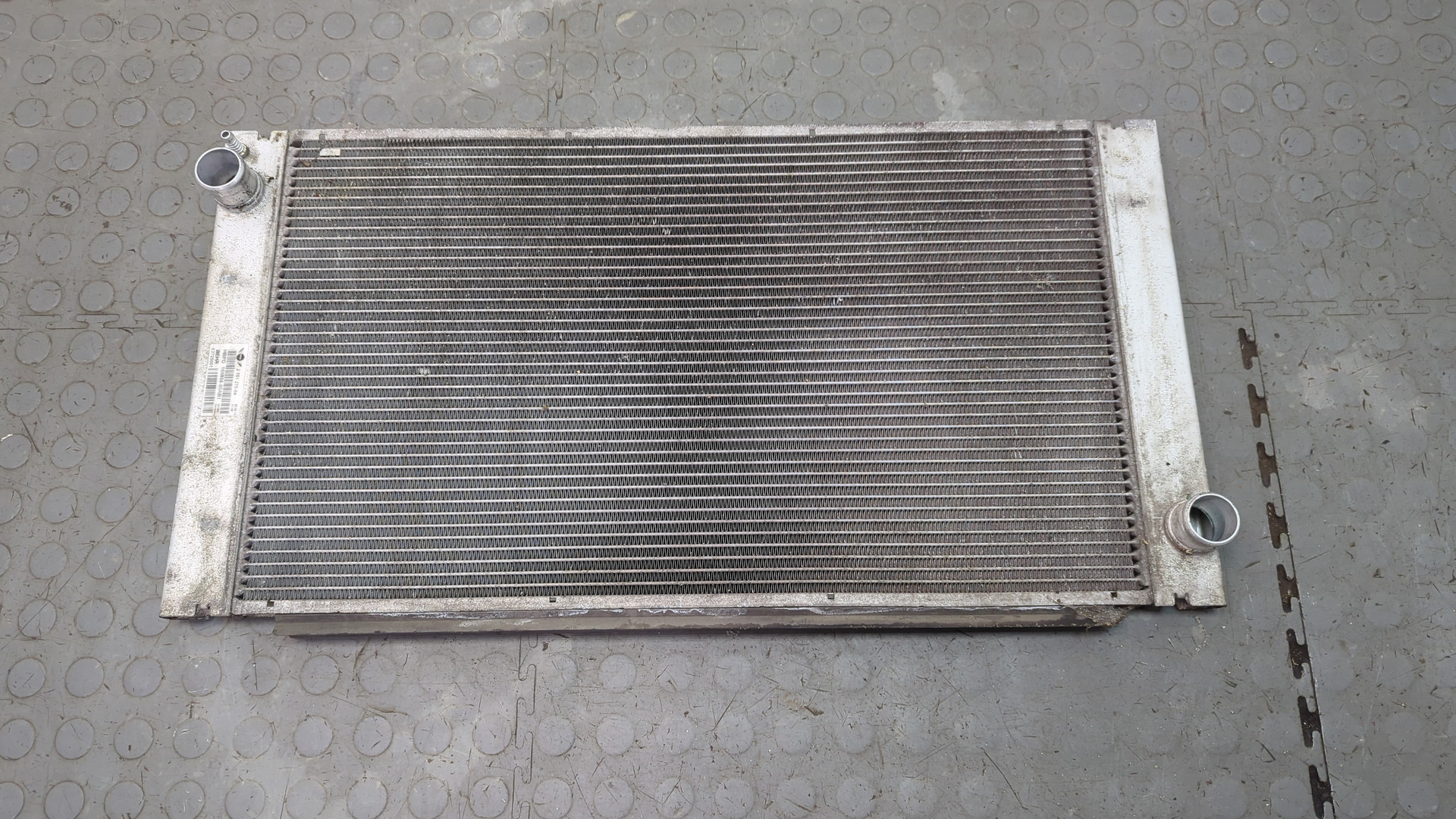 Радиатор охлаждения двигателя основной