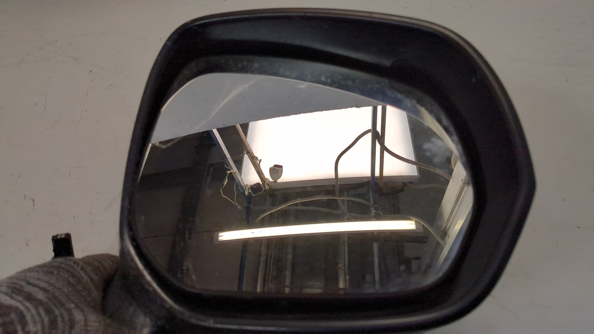 Зеркало правое электрическое