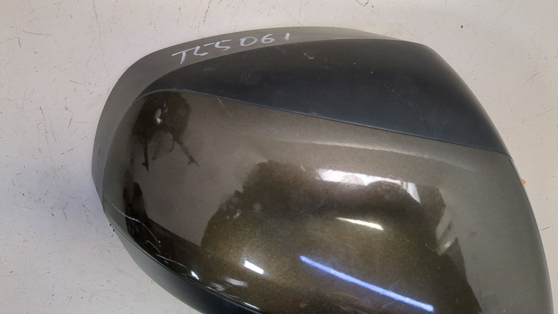 Зеркало правое электрическое