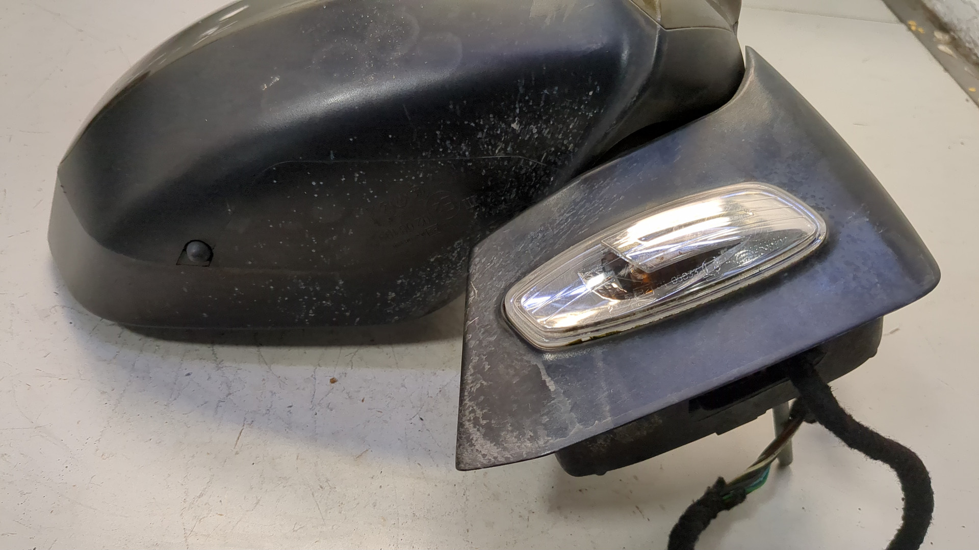 Зеркало правое электрическое