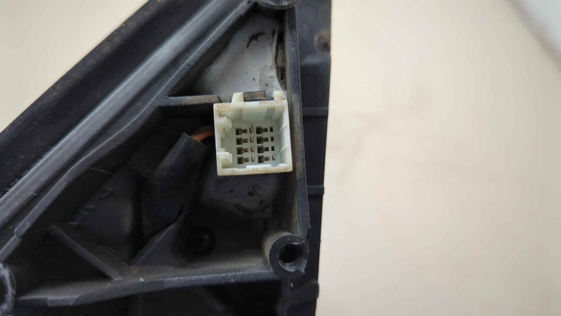 Зеркало левое электрическое