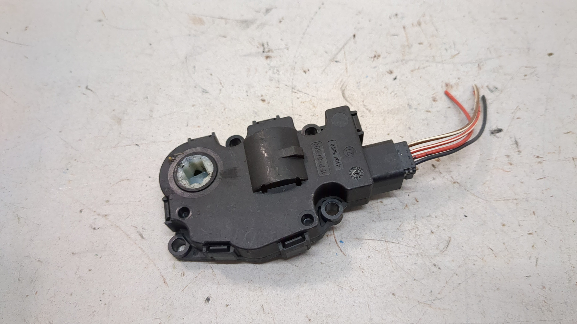 Моторчик заслонки печки