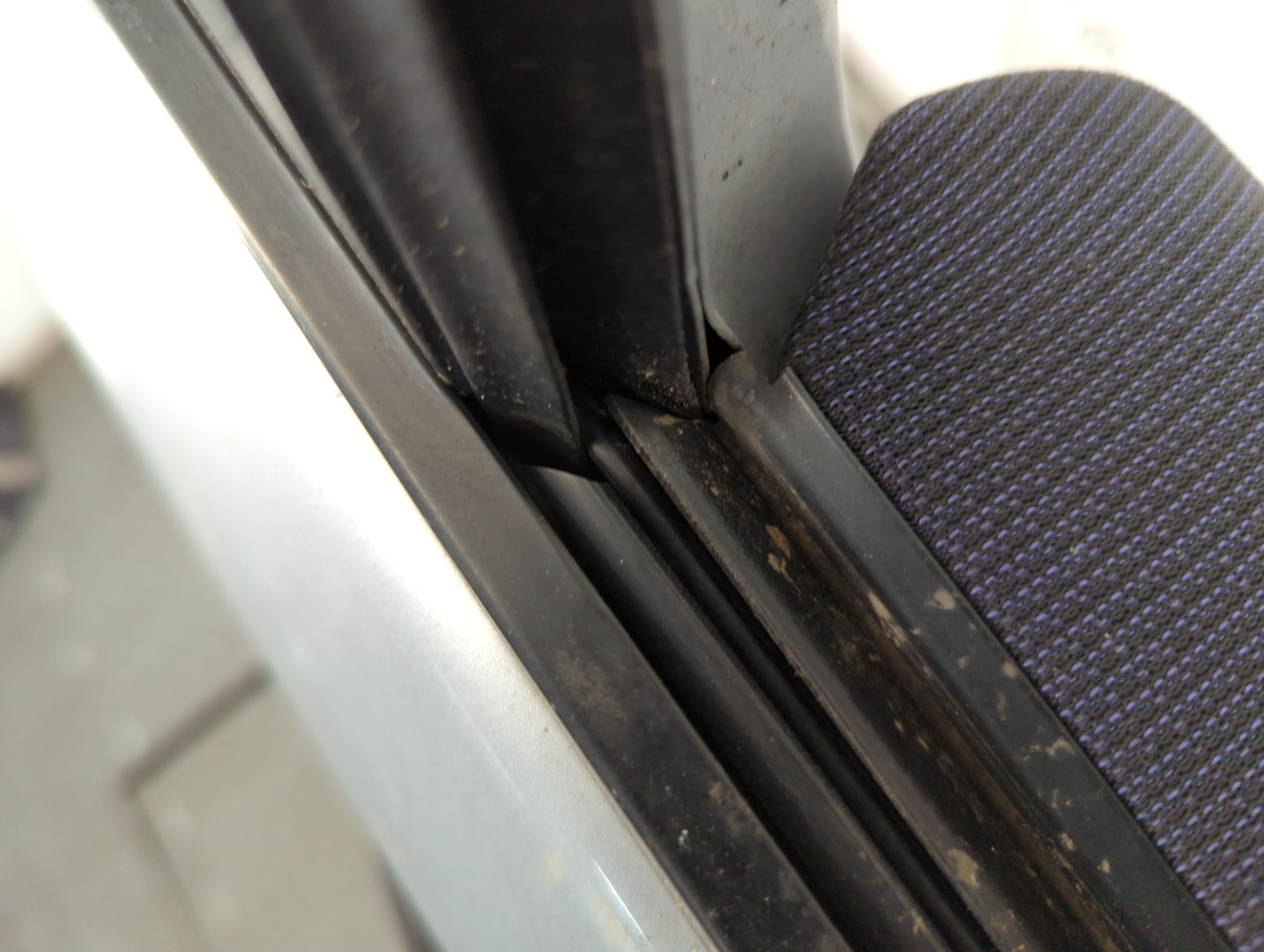 Дверь передняя правая