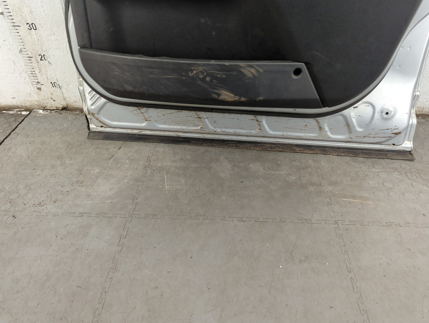 Дверь передняя правая