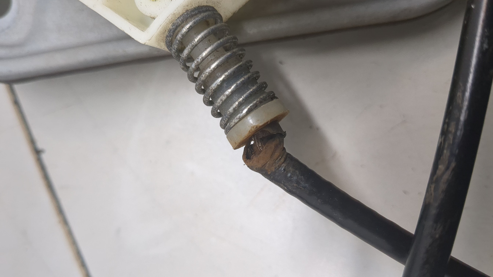 Стеклоподъемник электр. передний правый