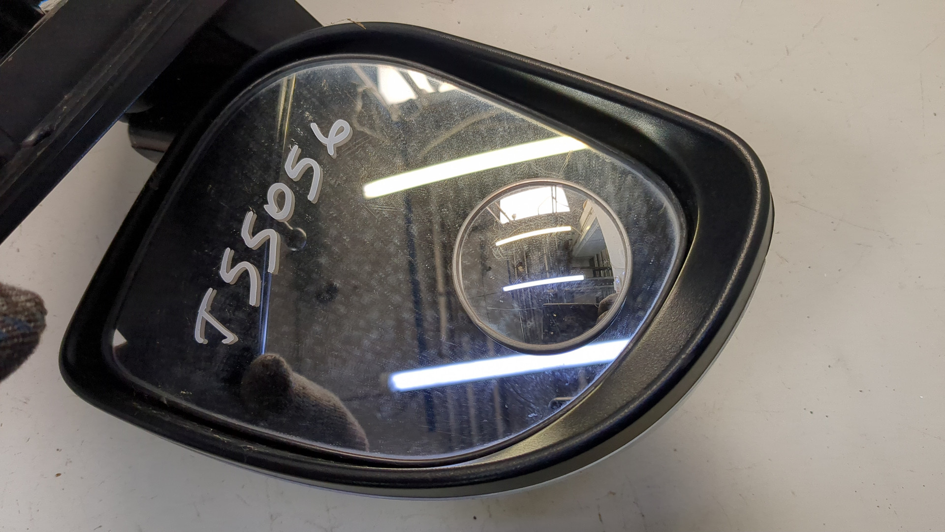 Зеркало левое электрическое