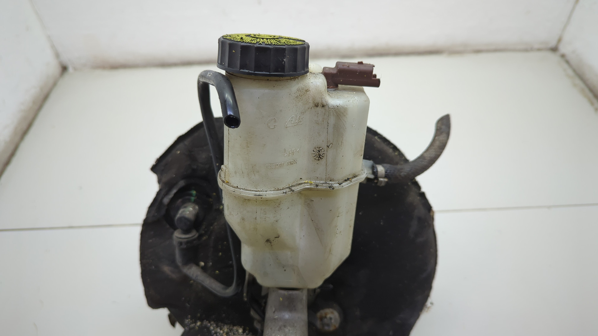 Цилиндр тормозной главный