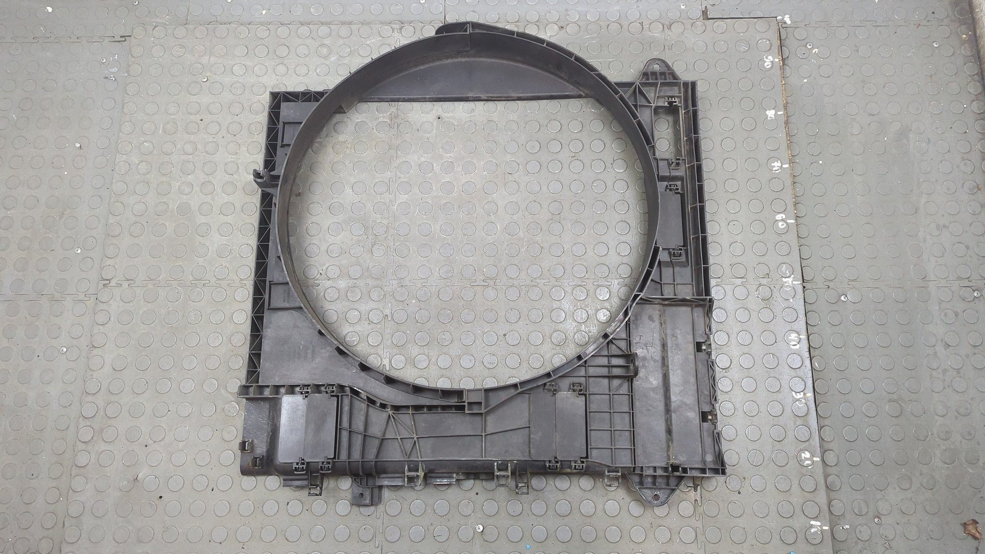 Диффузор вентилятора