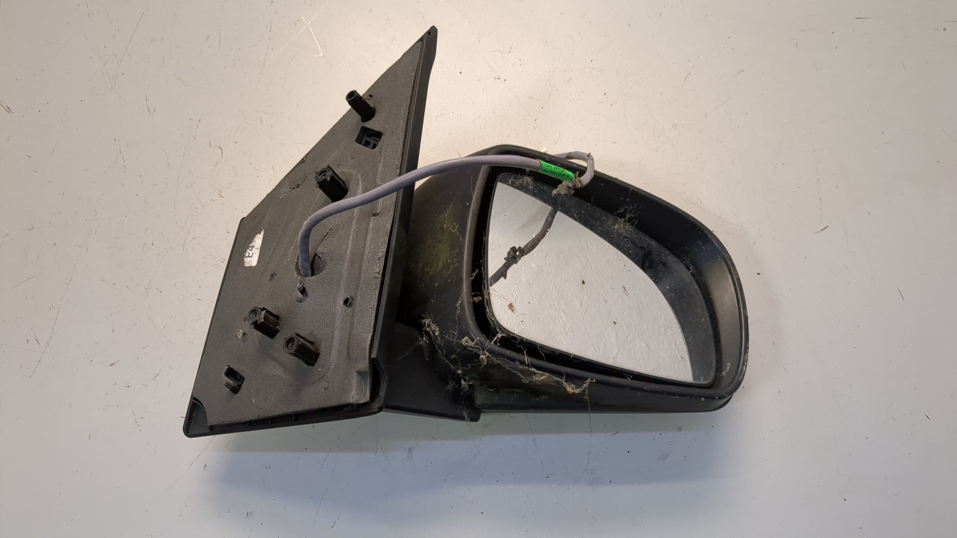 Зеркало правое электрическое