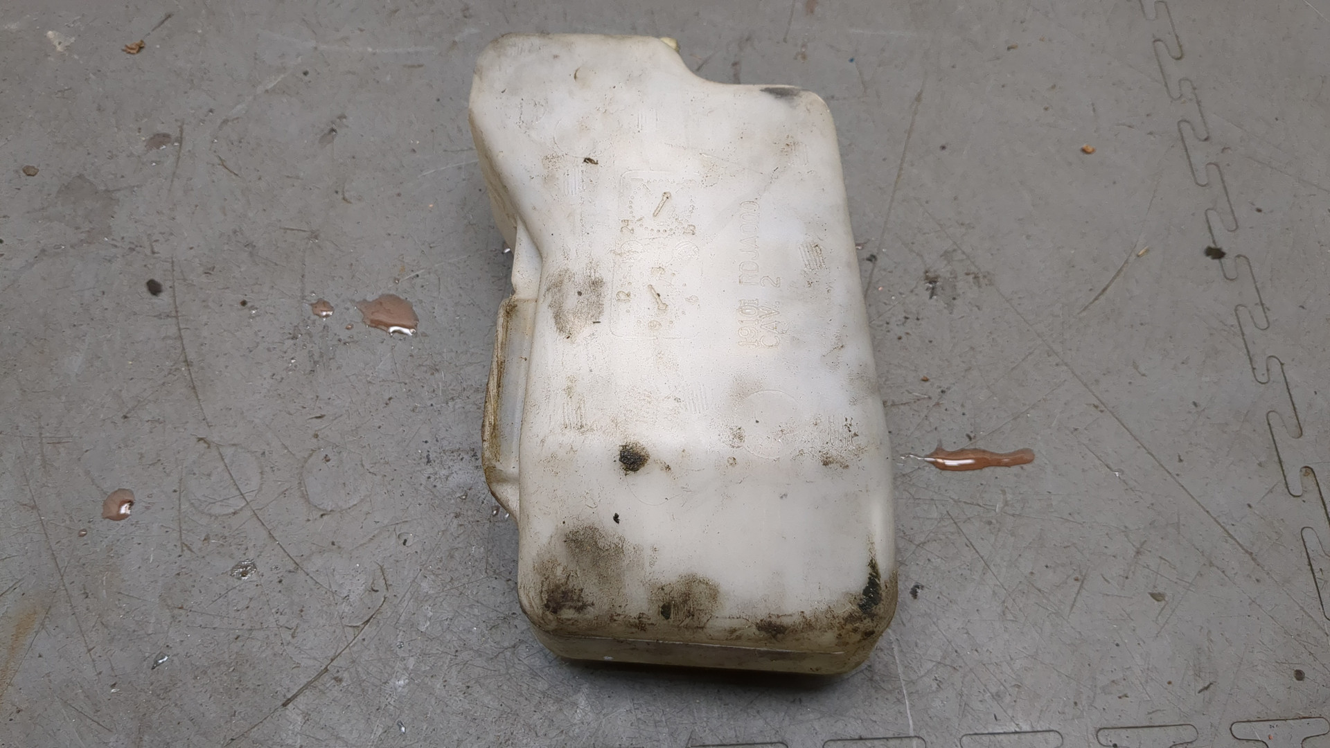 Бачок расширительный