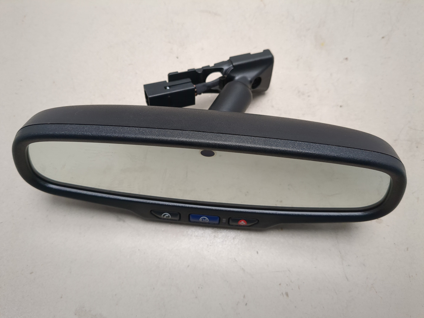 Зеркало заднего вида