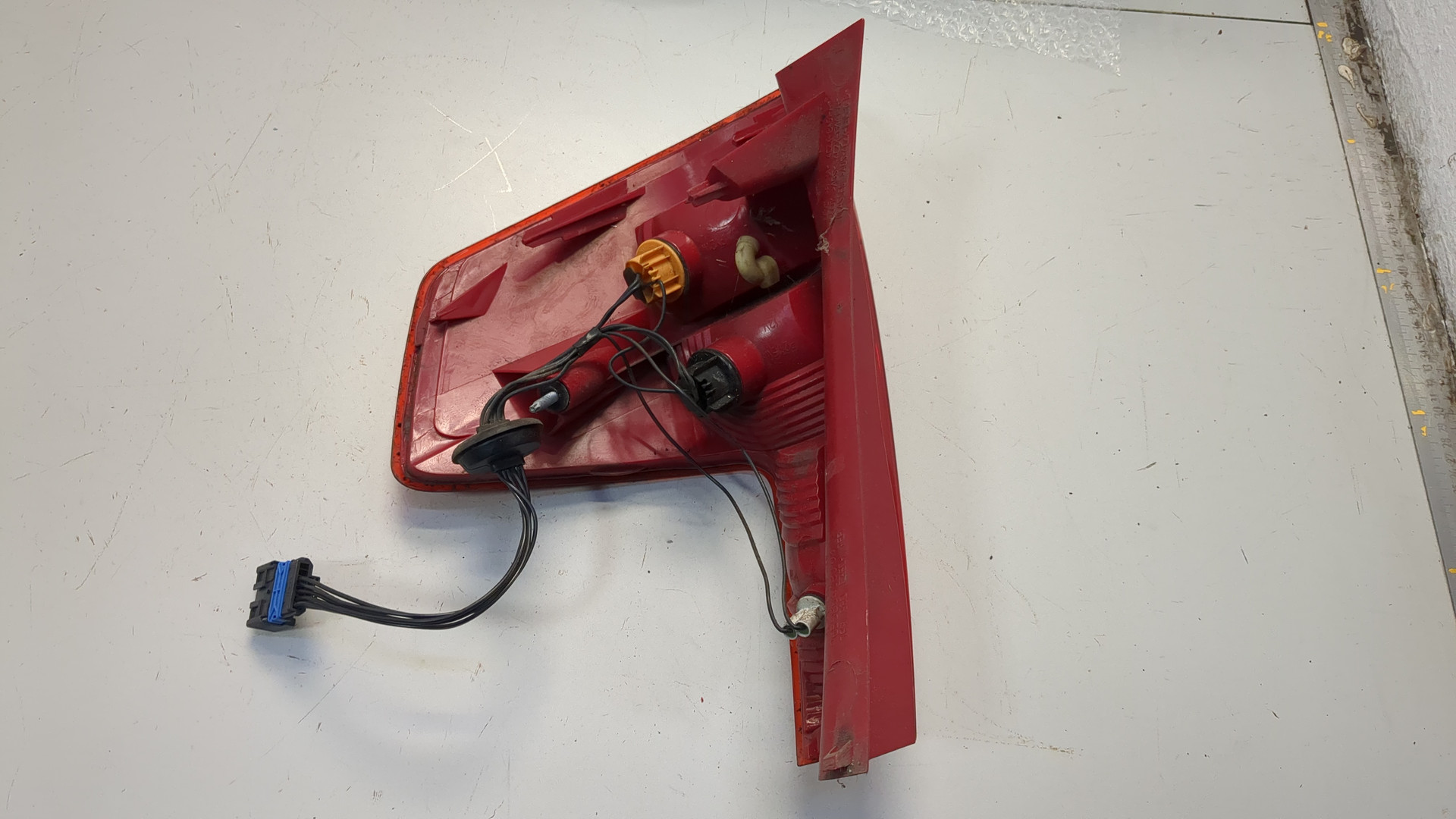 Фонарь задний левый